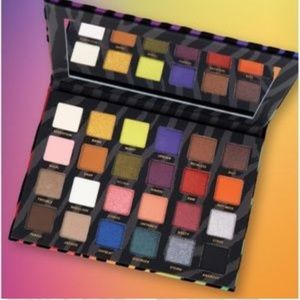 Face Candy Wild EyeShadow Palette BNIB